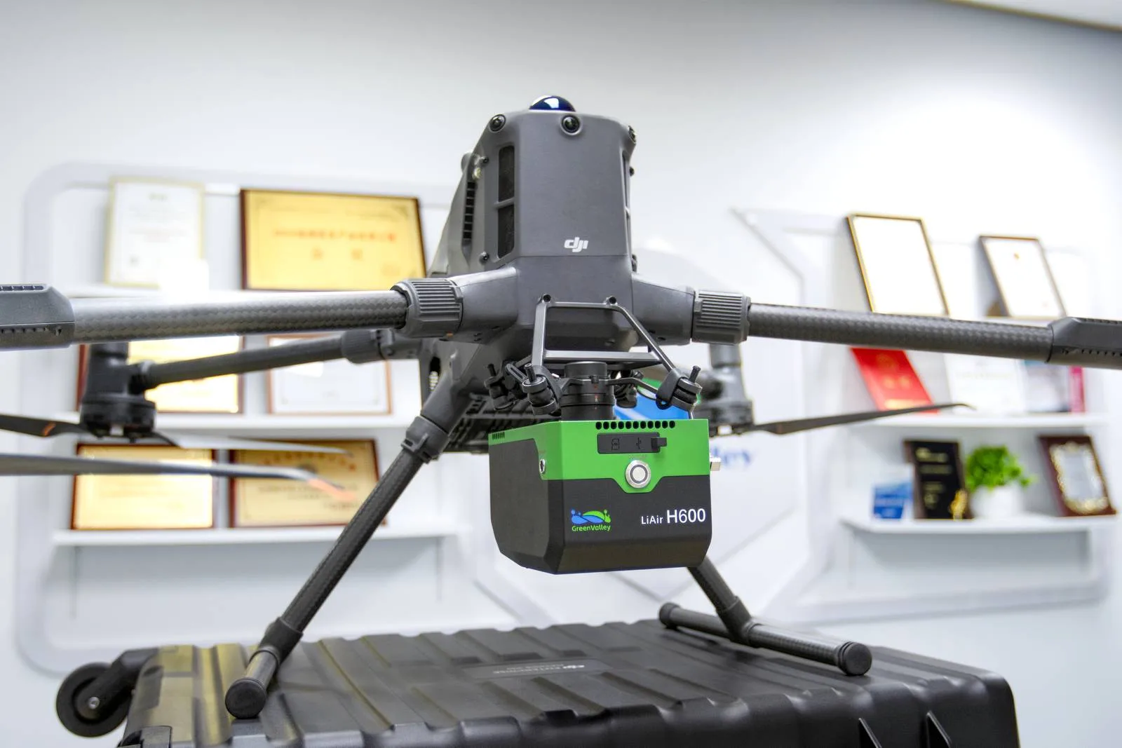 LiAir H600 sur drone DJI